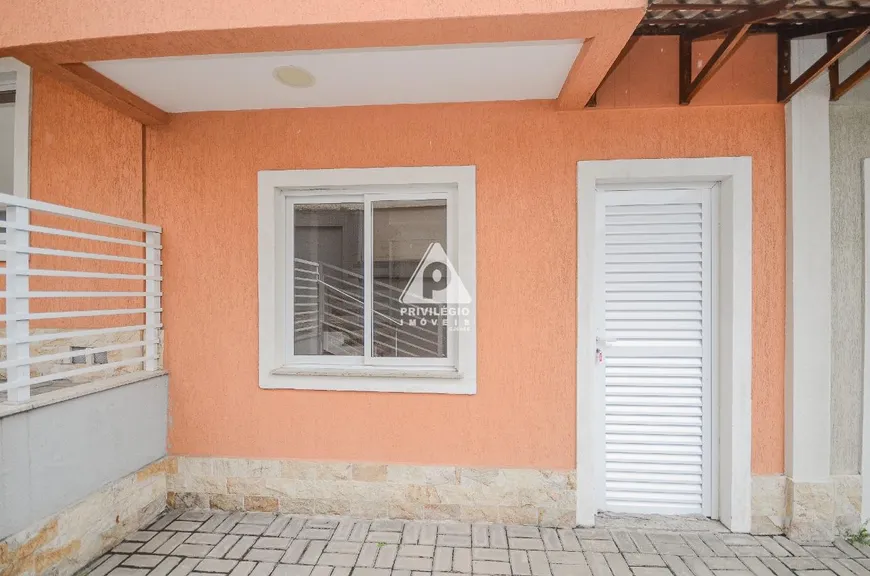 Foto 1 de Casa de Condomínio com 1 Quarto à venda, 112m² em da Luz, Nova Iguaçu
