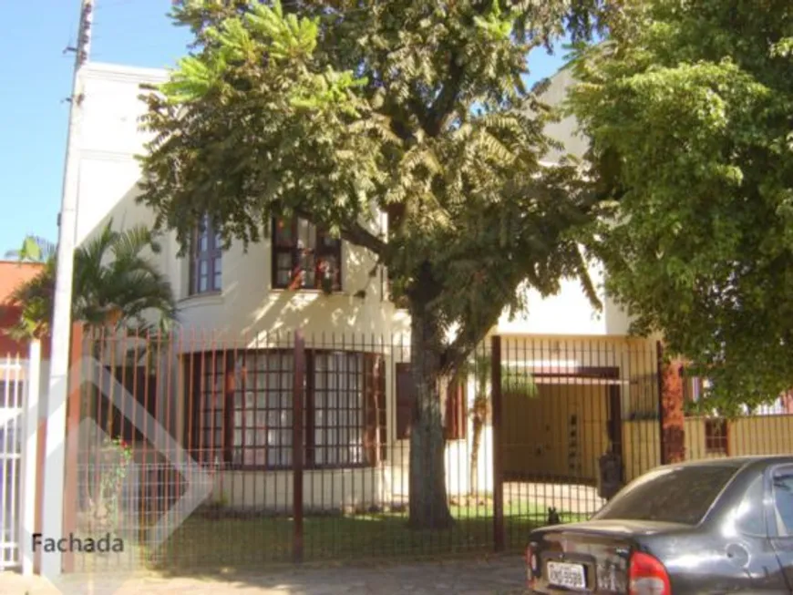 Foto 1 de Sobrado com 3 Quartos à venda, 351m² em Anchieta, Porto Alegre