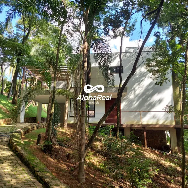 Foto 1 de Casa de Condomínio com 4 Quartos à venda, 210m² em Centro, Brumadinho