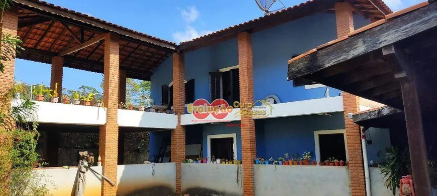 Foto 1 de Fazenda/Sítio com 3 Quartos à venda, 240m² em Rio Acima, Atibaia