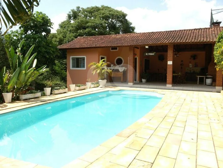 Foto 1 de Fazenda/Sítio com 4 Quartos à venda, 300m² em Pinhal, Jarinu