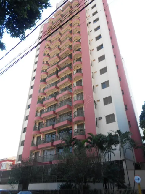 Foto 1 de Apartamento com 3 Quartos para venda ou aluguel, 133m² em Centro, Araraquara