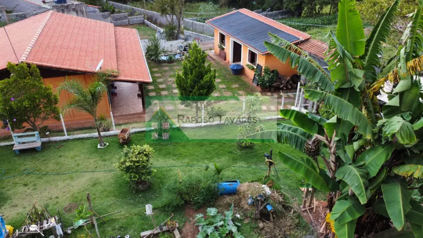 Foto 1 de Fazenda/Sítio com 3 Quartos à venda, 140m² em Feital, Ibiúna