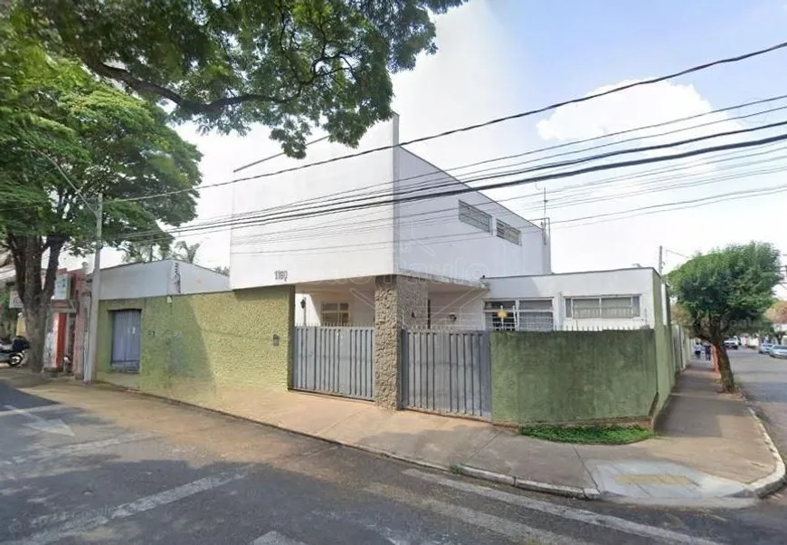 Foto 1 de Casa com 3 Quartos à venda, 205m² em Centro, Araraquara
