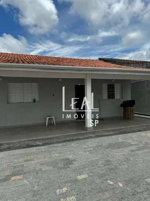 Foto 1 de Casa com 3 Quartos à venda, 163m² em Praia do Sapê, Ubatuba