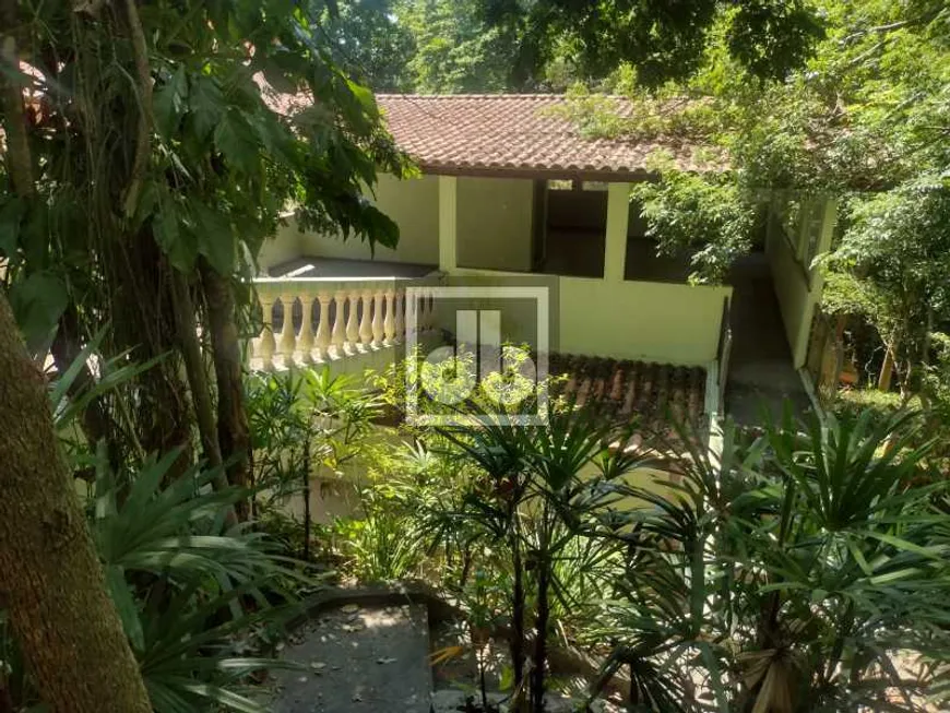 Foto 1 de Casa com 3 Quartos à venda, 150m² em Maria Paula, São Gonçalo