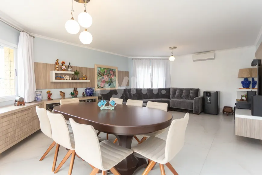 Foto 1 de Apartamento com 3 Quartos à venda, 175m² em Água Verde, Curitiba