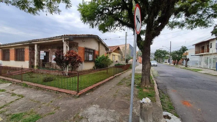 Foto 1 de Casa com 3 Quartos à venda, 152m² em São Sebastião, Porto Alegre