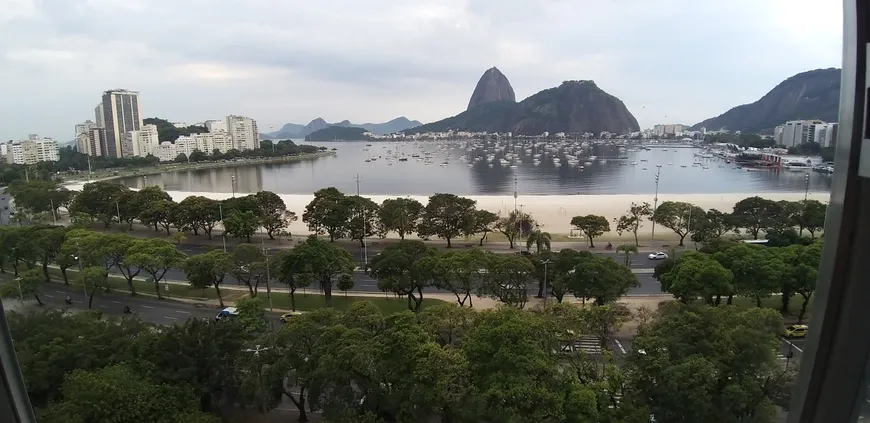 Foto 1 de Apartamento com 1 Quarto para alugar, 35m² em Botafogo, Rio de Janeiro