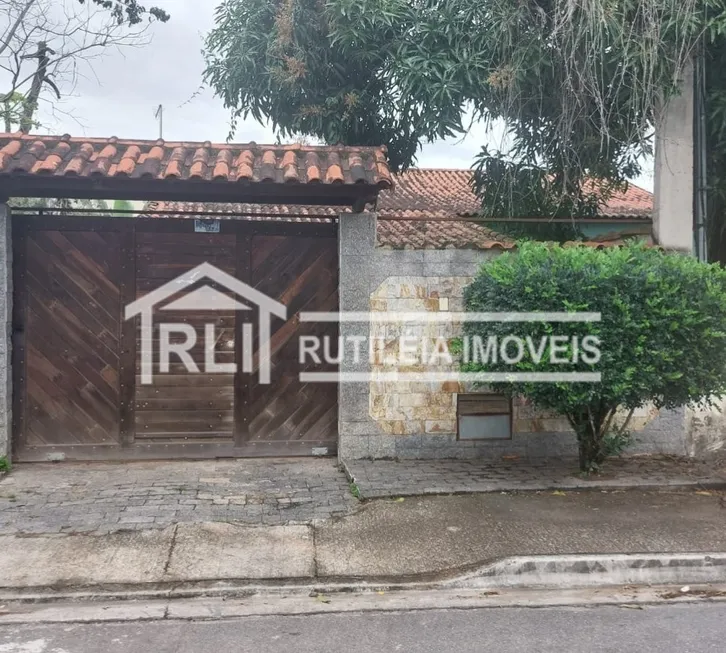 Foto 1 de Casa com 2 Quartos à venda, 120m² em Ampliação, Itaboraí