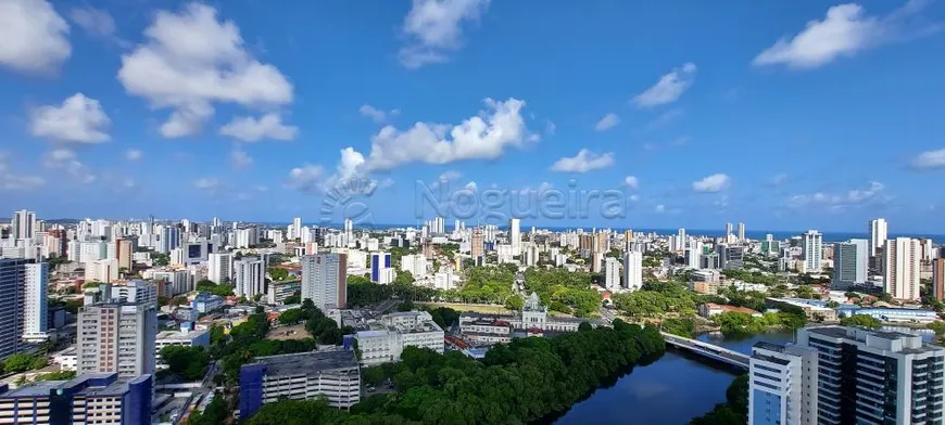 Foto 1 de Apartamento com 3 Quartos à venda, 139m² em Madalena, Recife