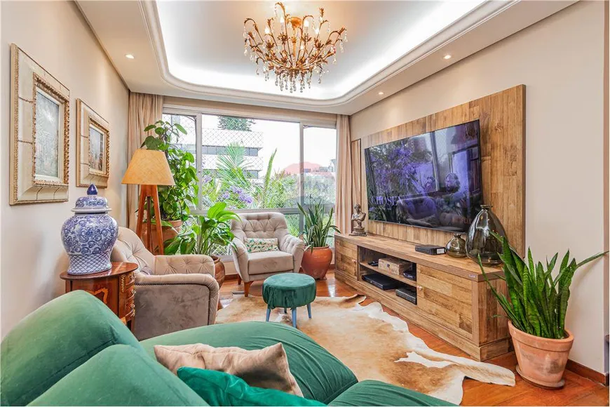 Foto 1 de Apartamento com 3 Quartos à venda, 105m² em Auxiliadora, Porto Alegre