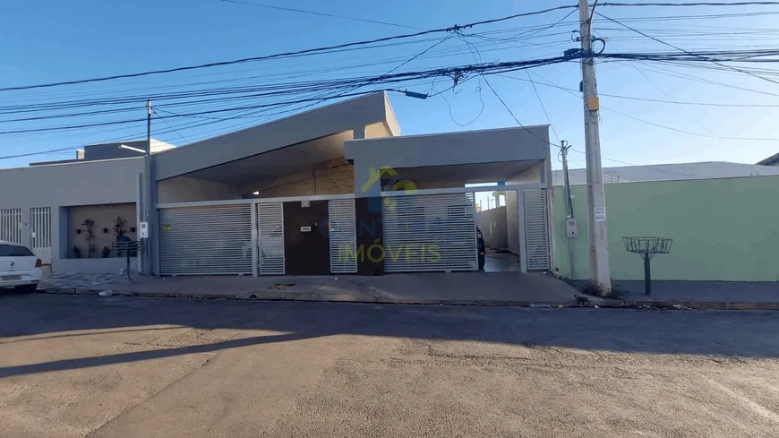 Foto 1 de Casa com 3 Quartos à venda, 180m² em Morada do Ouro II, Cuiabá