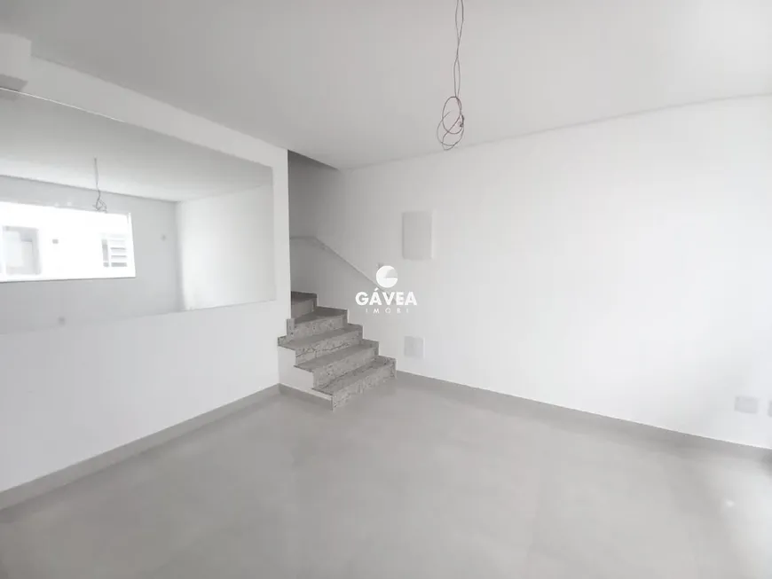 Foto 1 de Casa com 2 Quartos à venda, 100m² em Campo Grande, Santos