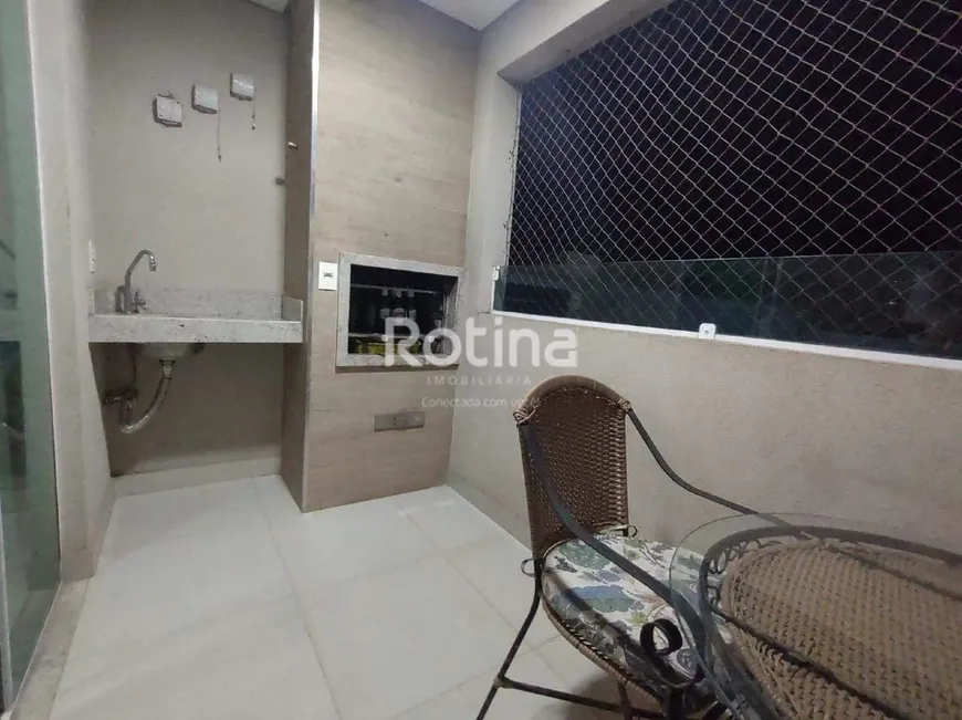 Foto 1 de Apartamento com 3 Quartos à venda, 96m² em Santa Mônica, Uberlândia