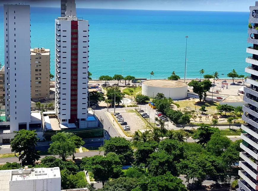 Foto 1 de Apartamento com 3 Quartos à venda, 69m² em Boa Viagem, Recife