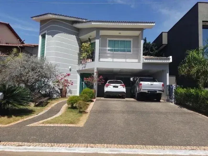 Foto 1 de Casa de Condomínio com 4 Quartos à venda, 282m² em Jardins Madri, Goiânia