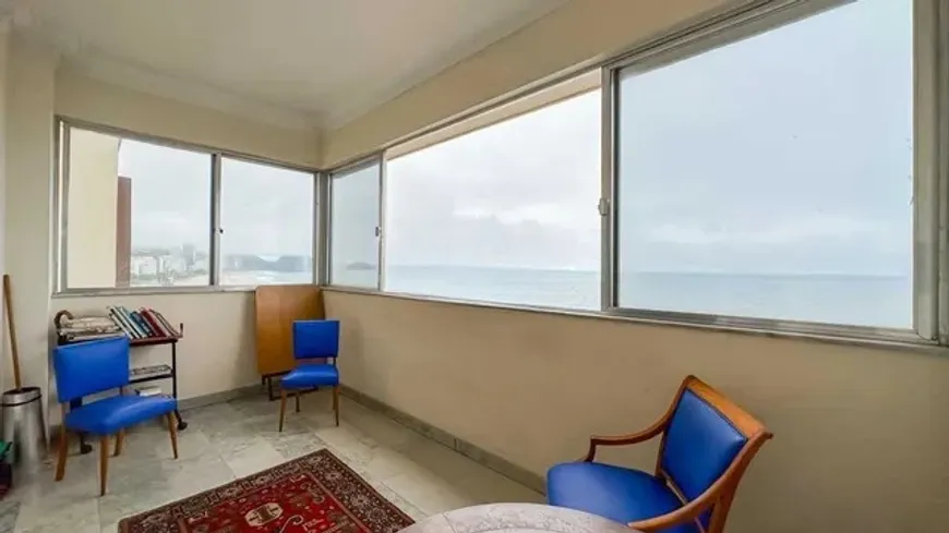 Foto 1 de Apartamento com 3 Quartos à venda, 232m² em Copacabana, Rio de Janeiro