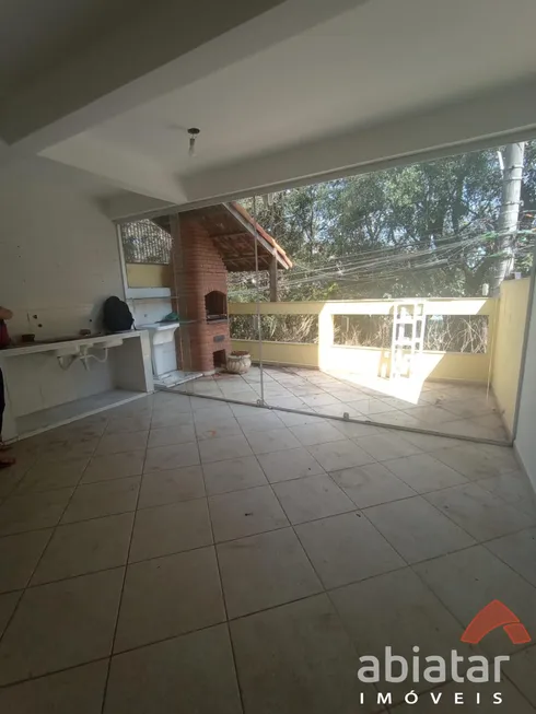 Foto 1 de Sobrado com 3 Quartos à venda, 96m² em Jardim América, Taboão da Serra