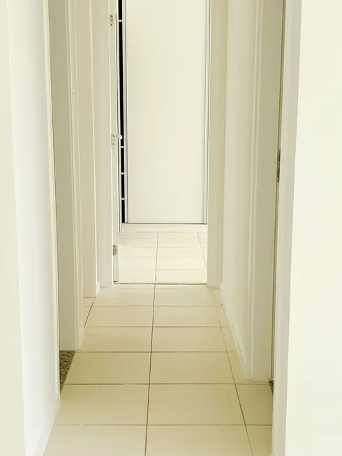 Foto 1 de Apartamento com 3 Quartos para alugar, 68m² em Acupe de Brotas, Salvador