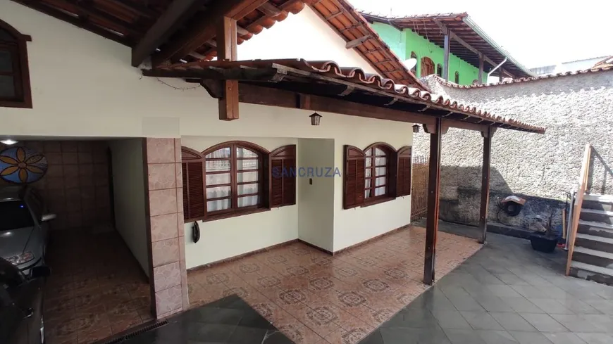 Foto 1 de Casa com 3 Quartos à venda, 259m² em Parque Maracanã, Contagem