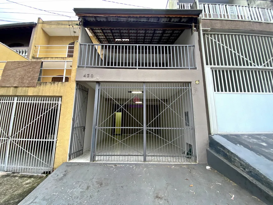 Foto 1 de Casa com 2 Quartos à venda, 145m² em Jardim Caçula, Jundiaí