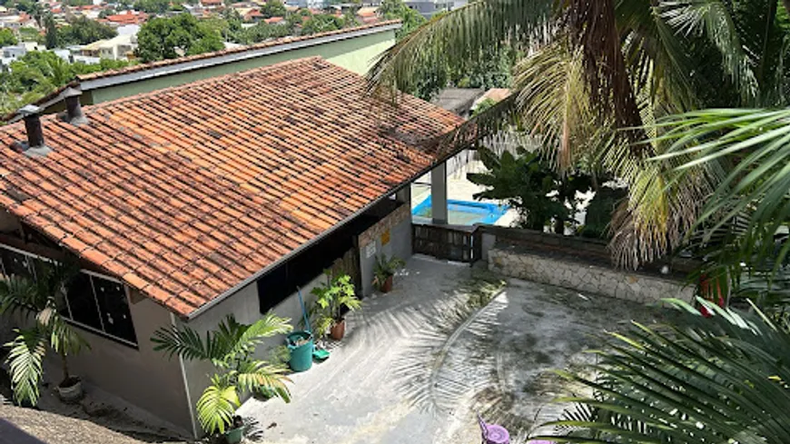 Foto 1 de Casa com 3 Quartos à venda, 194m² em Santo Antônio, Niterói