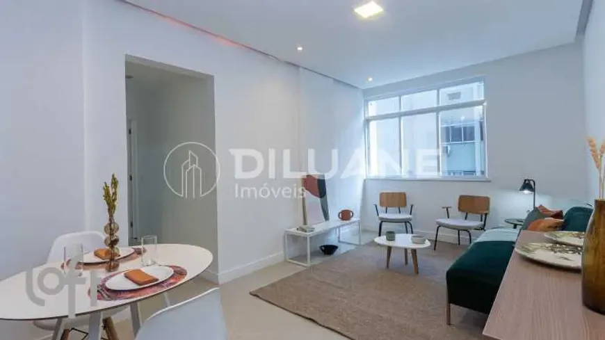 Foto 1 de Apartamento com 2 Quartos à venda, 71m² em Lagoa, Rio de Janeiro