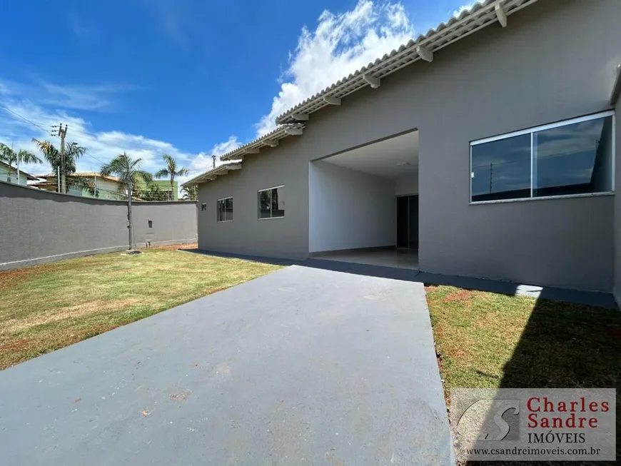 Foto 1 de Casa com 3 Quartos à venda, 252m² em Residencial Morumbi, Goiânia