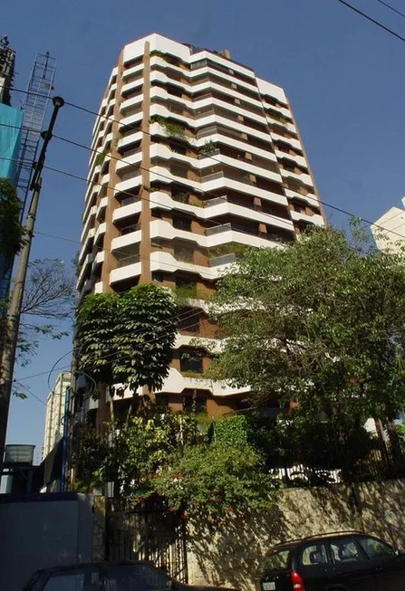 Foto 1 de Apartamento com 4 Quartos à venda, 150m² em Vila Olímpia, São Paulo