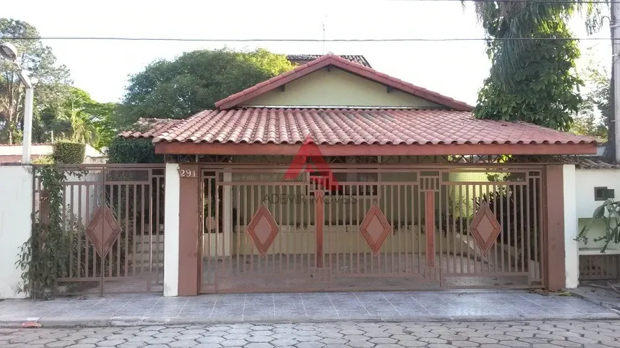 Foto 1 de Casa com 3 Quartos à venda, 200m² em Jardim Siesta, Jacareí