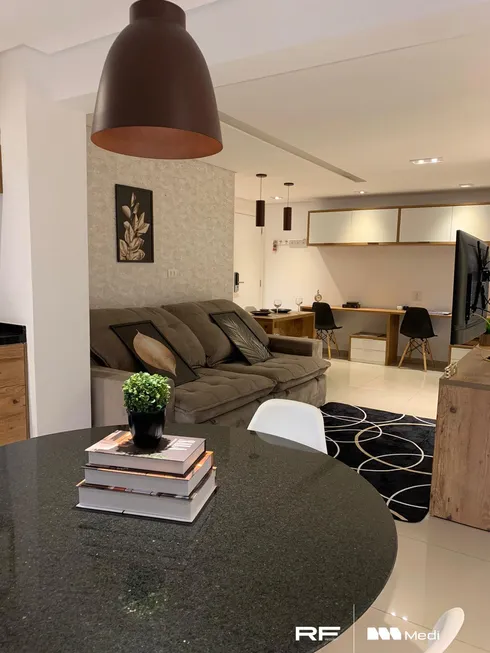 Foto 1 de Apartamento com 1 Quarto para alugar, 52m² em Vila Regente Feijó, São Paulo