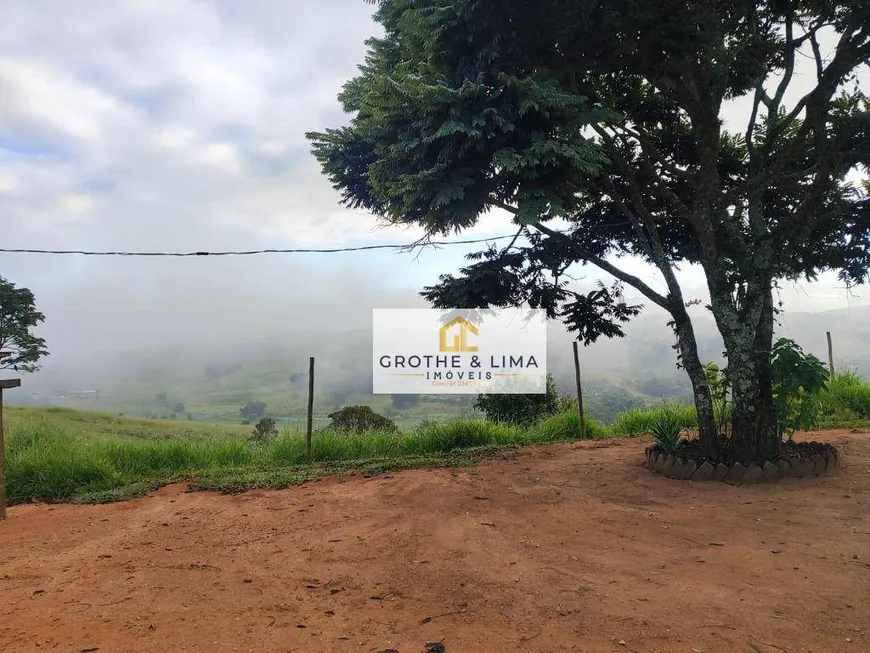 Foto 1 de Fazenda/Sítio com 1 Quarto à venda, 100m² em Chácara Itamarati, Caçapava