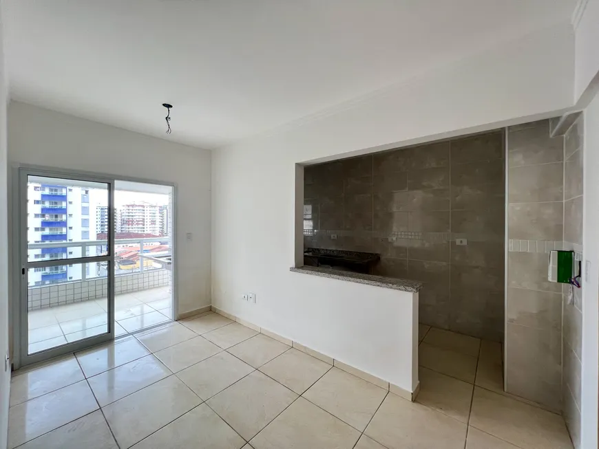 Foto 1 de Apartamento com 2 Quartos à venda, 70m² em Vila Guilhermina, Praia Grande