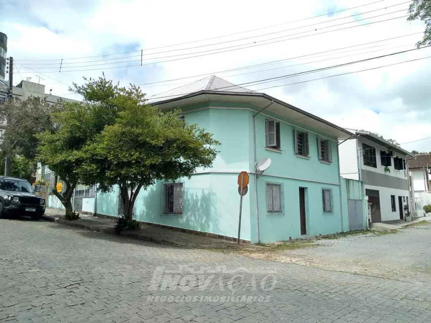 Foto 1 de Casa com 3 Quartos à venda, 120m² em Medianeira, Caxias do Sul