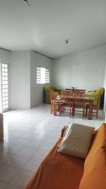 Foto 1 de Apartamento com 3 Quartos à venda, 182m² em Cidade Jardim, Uberlândia