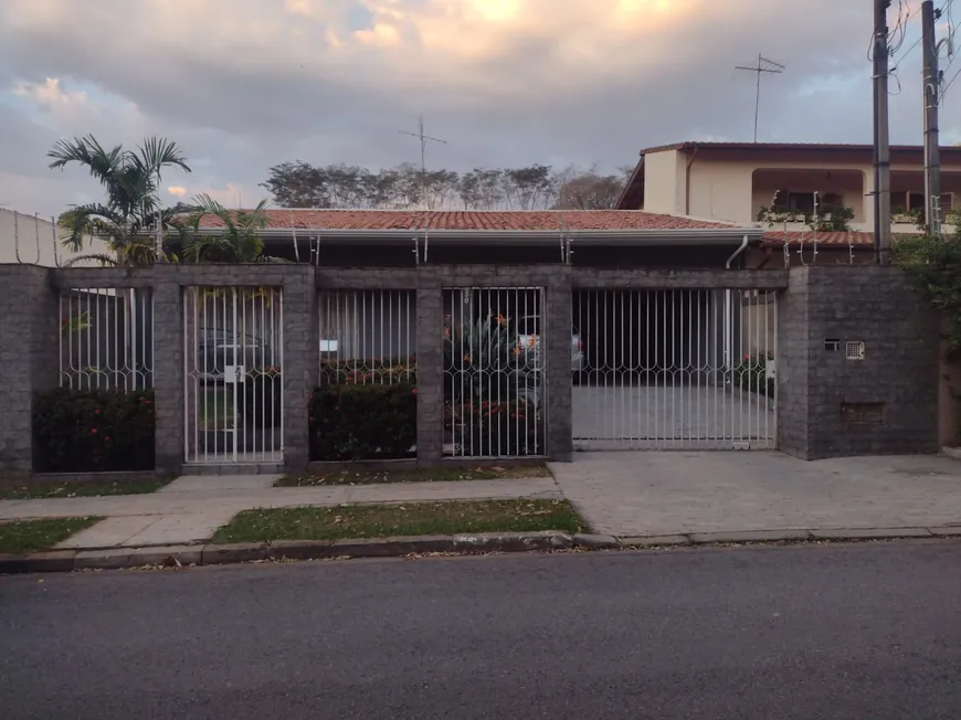 Foto 1 de Casa com 3 Quartos à venda, 288m² em Jardim Chapadão, Campinas