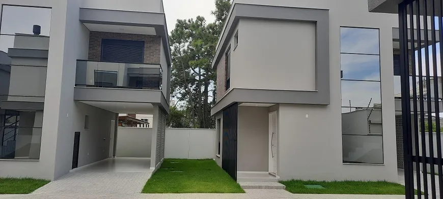 Foto 1 de Casa com 3 Quartos à venda, 160m² em Campeche, Florianópolis