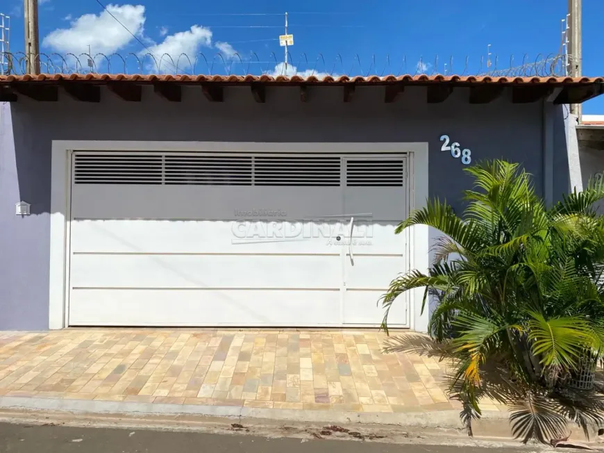 Foto 1 de Casa com 2 Quartos à venda, 110m² em Jardim Araucária, São Carlos