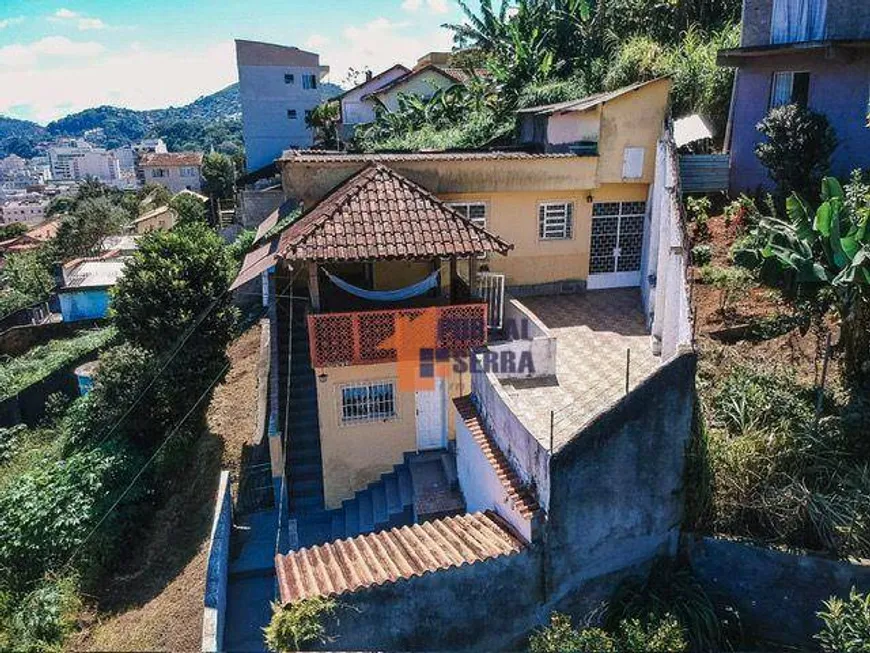 Foto 1 de Casa com 2 Quartos à venda, 68m² em Varzea, Teresópolis