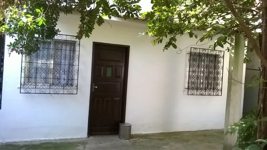 Foto 1 de Casa com 2 Quartos à venda, 85m² em  Pedra de Guaratiba, Rio de Janeiro