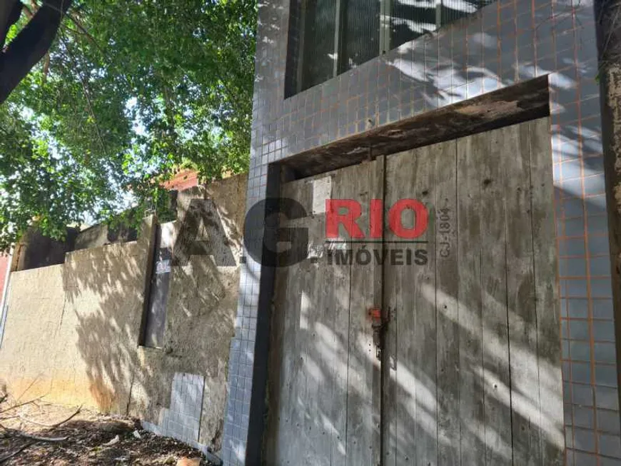 Foto 1 de Lote/Terreno à venda, 336m² em  Vila Valqueire, Rio de Janeiro