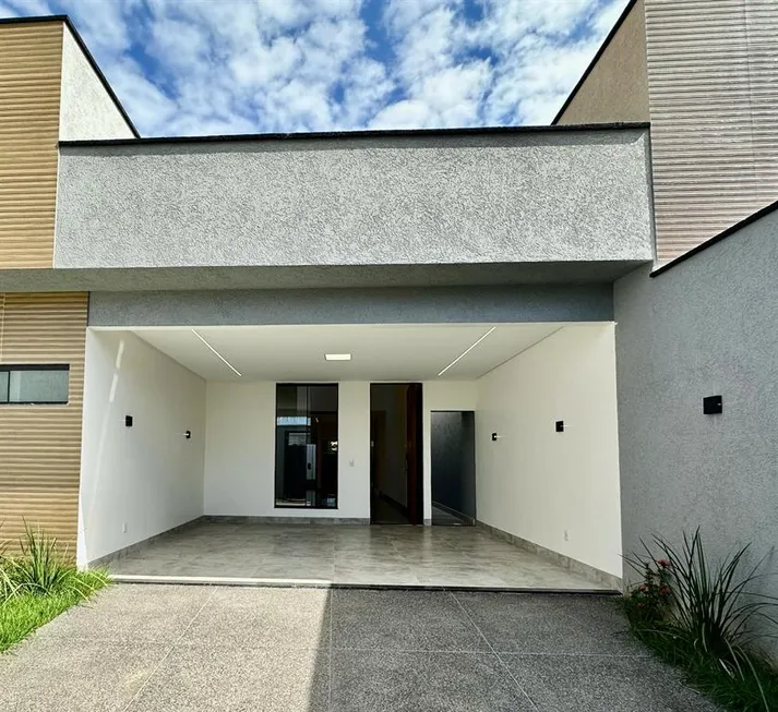 Foto 1 de Casa com 3 Quartos à venda, 146m² em Jardim Atlântico, Goiânia