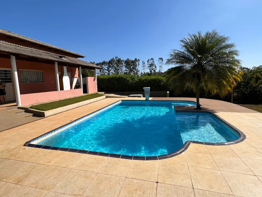 Foto 1 de Fazenda/Sítio com 3 Quartos à venda, 280m² em Zona Rural, Aragoiânia