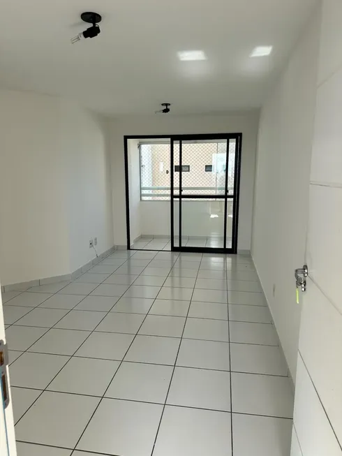 Foto 1 de Apartamento com 2 Quartos para venda ou aluguel, 56m² em Ponta Negra, Natal