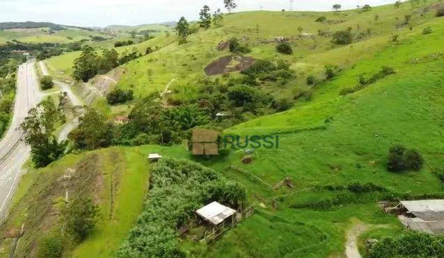 Foto 1 de Fazenda/Sítio à venda, 40000m² em Zona Rural, Paraibuna