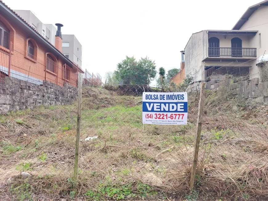 Foto 1 de Lote/Terreno à venda, 368m² em Kayser, Caxias do Sul