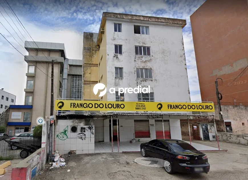 Foto 1 de Apartamento com 2 Quartos para alugar, 75m² em Jacarecanga, Fortaleza
