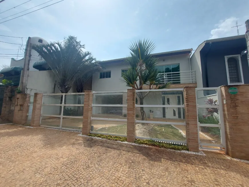Foto 1 de Sobrado com 3 Quartos à venda, 189m² em Jardim Chapadão, Campinas