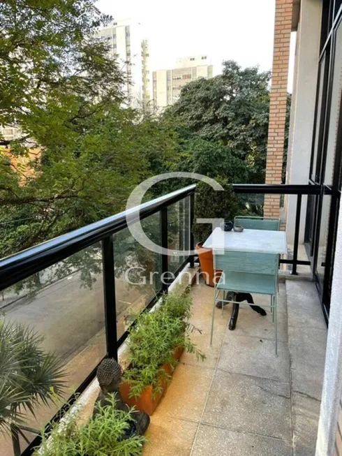 Foto 1 de Apartamento com 1 Quarto para alugar, 157m² em Itaim Bibi, São Paulo